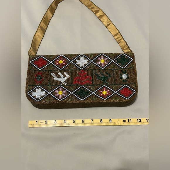 Unique Handcrafted Golden Beaded Purse - Picture 12 of 13
